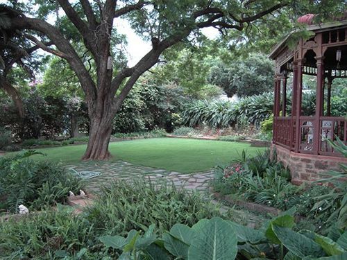 Melvin Residence Guest House Pretoria-Noord Exterior foto